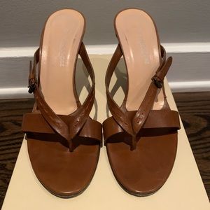 L’Autre Chose Leather Strap Heel